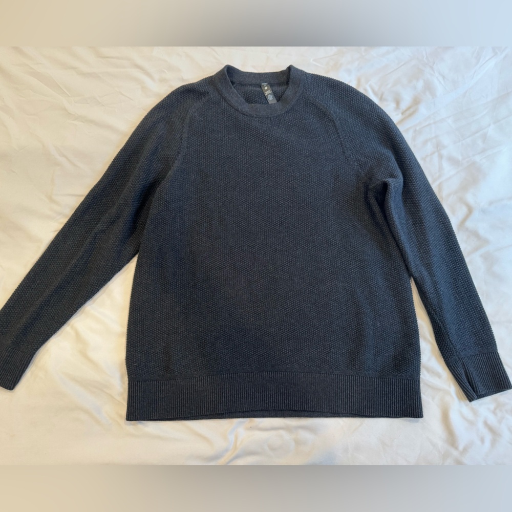 Lululemon Textured Knit Crewneck
Sweater Black Size
Men's Medium